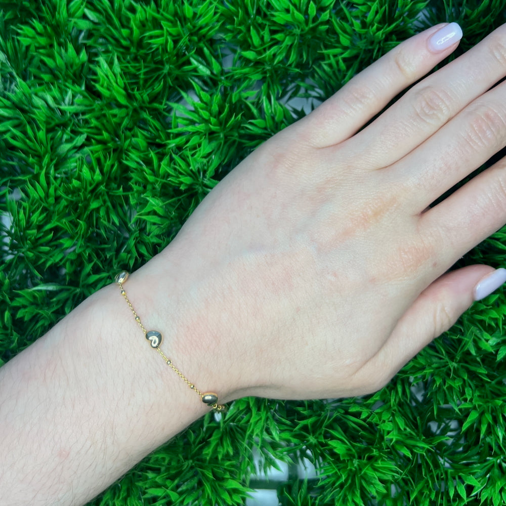 DFJ 14 Karat Yellow Gold Heart Station Bracelet