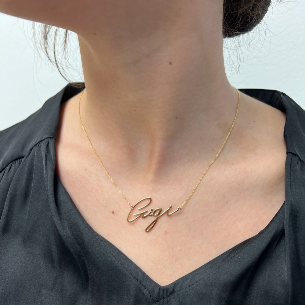 DFJ 14 Karat Yellow Gold &quot;Mrs&quot; Cable Link Necklace