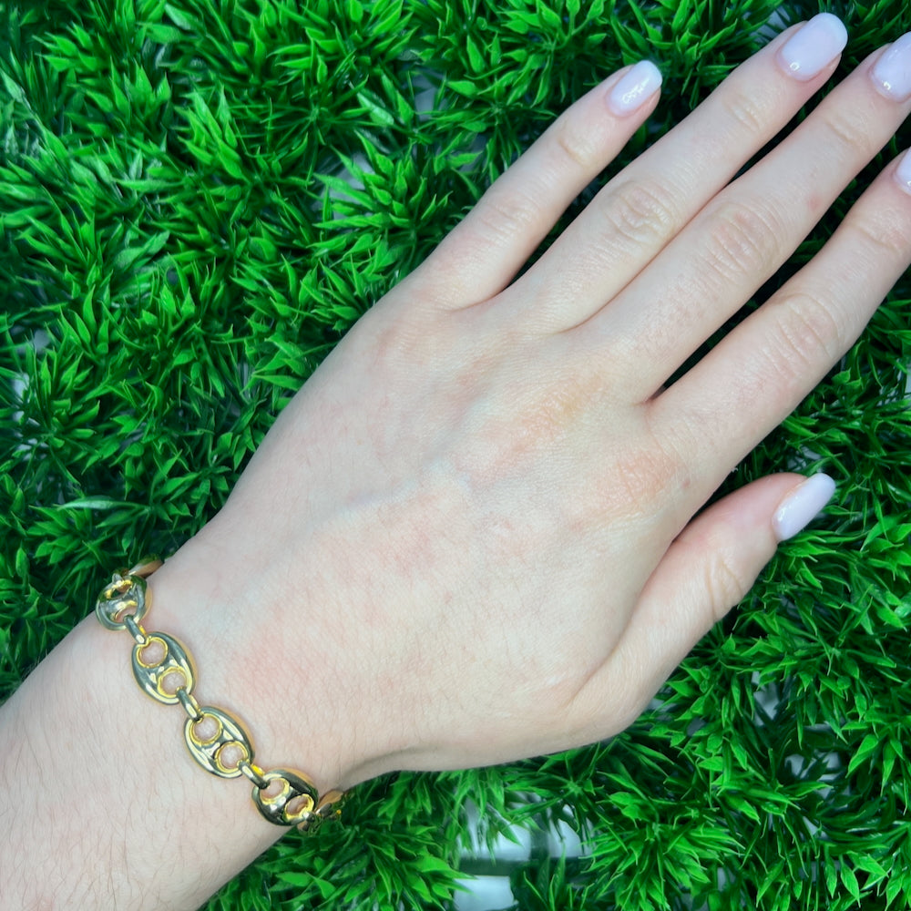 DFJ 14 Karat Yellow Gold 10mm Mariner Bracelet