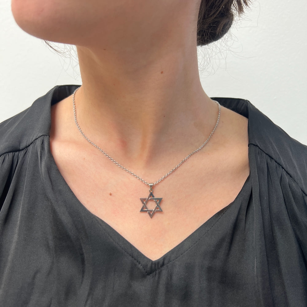 DFJ Sterling Silver Polished 25x19 mm Star of David Necklace