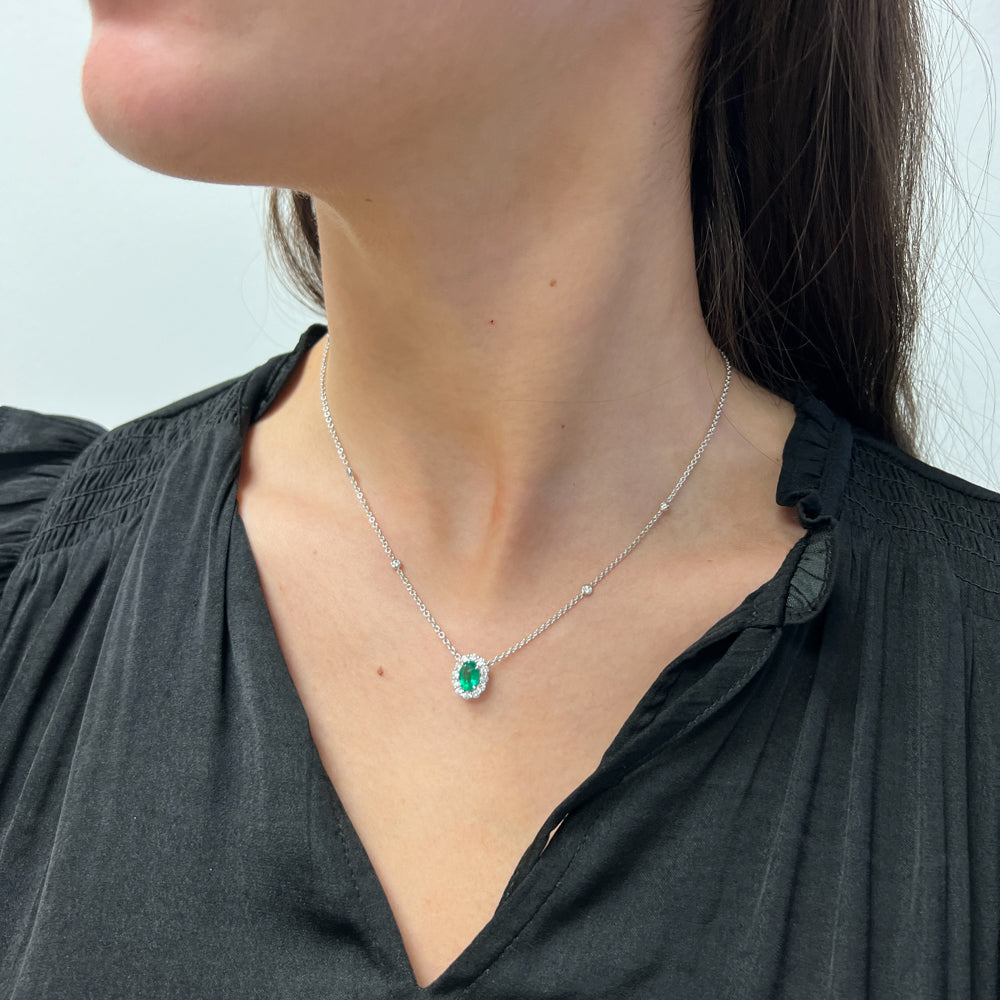 DFJ 18 Karat White Gold Oval Emerald &amp; Diamond Halo Necklace