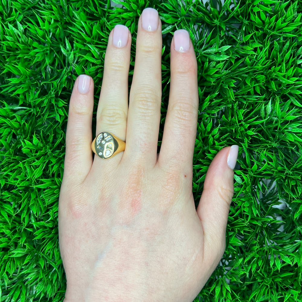 DFJ 18 Karat Yellow Gold Diamond Signet Ring, 0.53tw