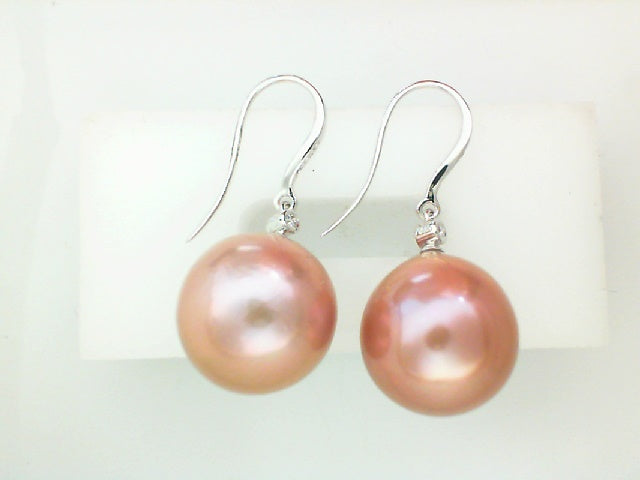 Pearl Earring