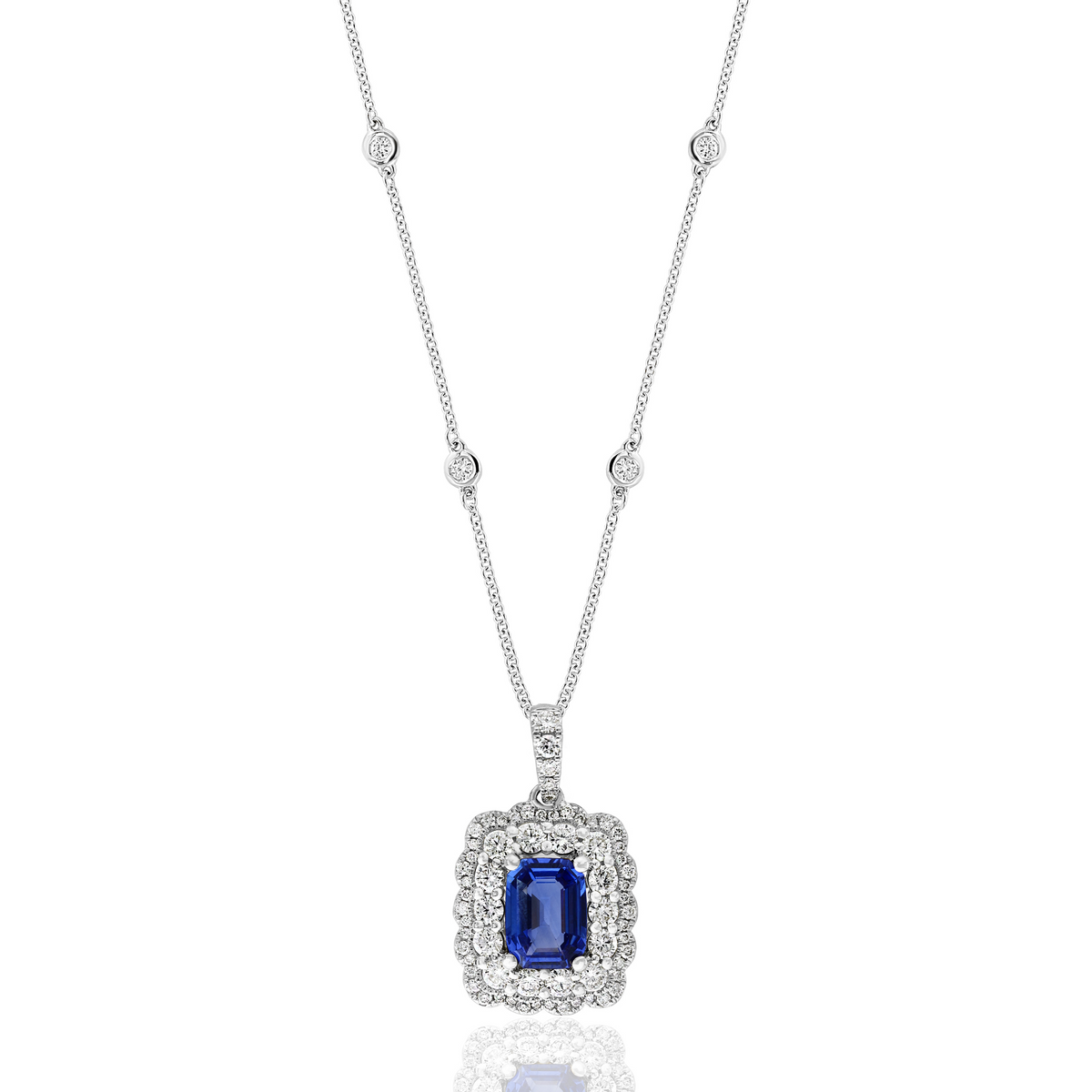 DFJ 18 Karat White Gold Sapphire Pendant