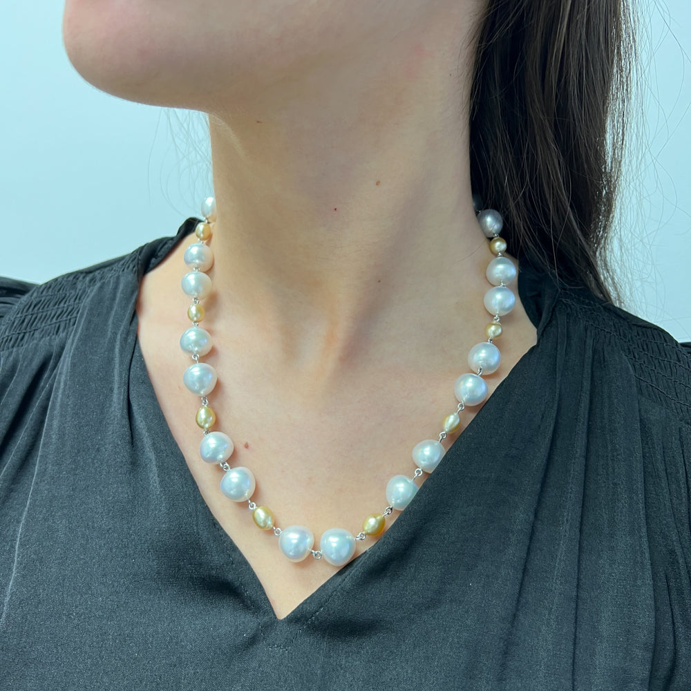 Pearl Strand/Necklace