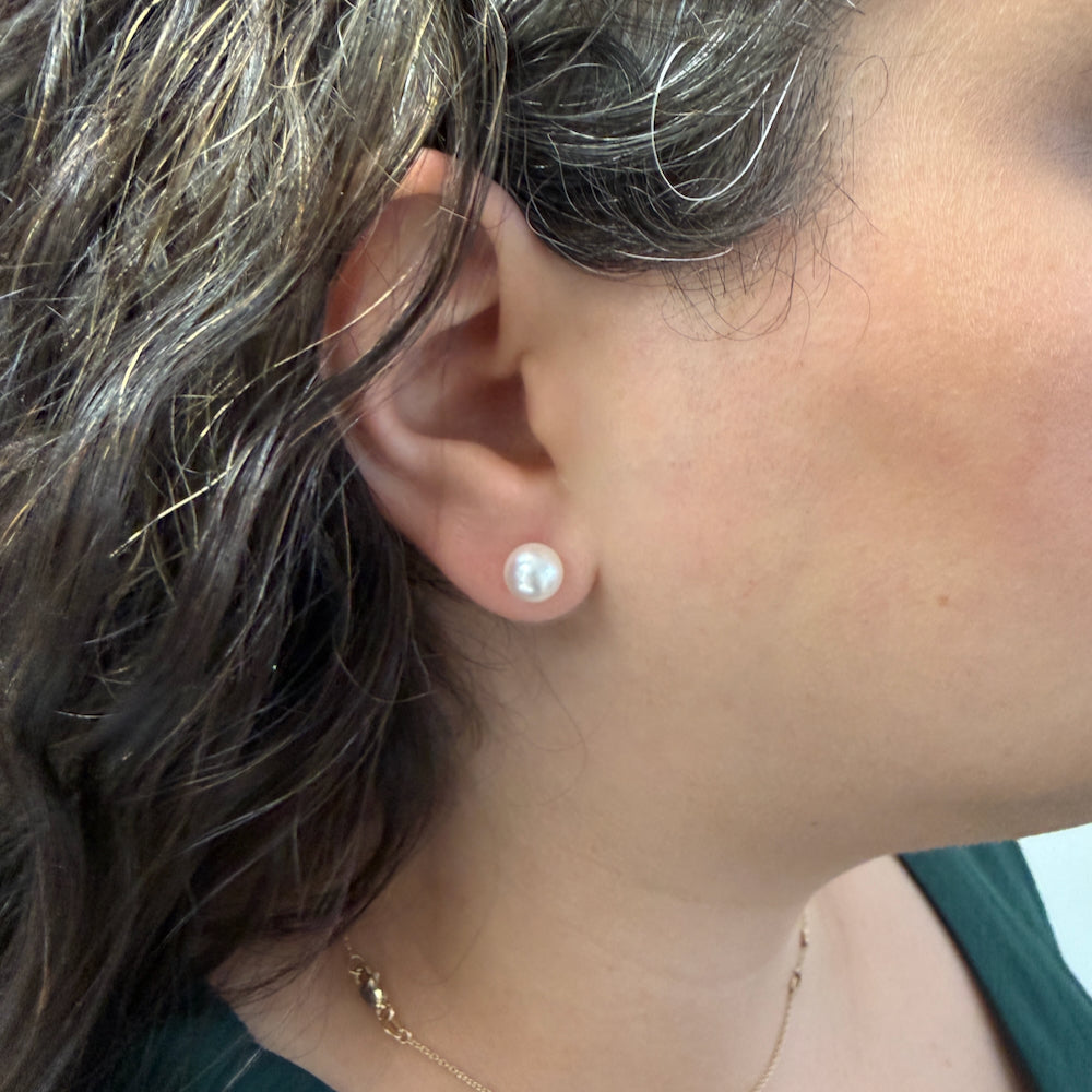 DFJ 14 Karat White Gold 7.5x8mm Akoya Pearl Earrings