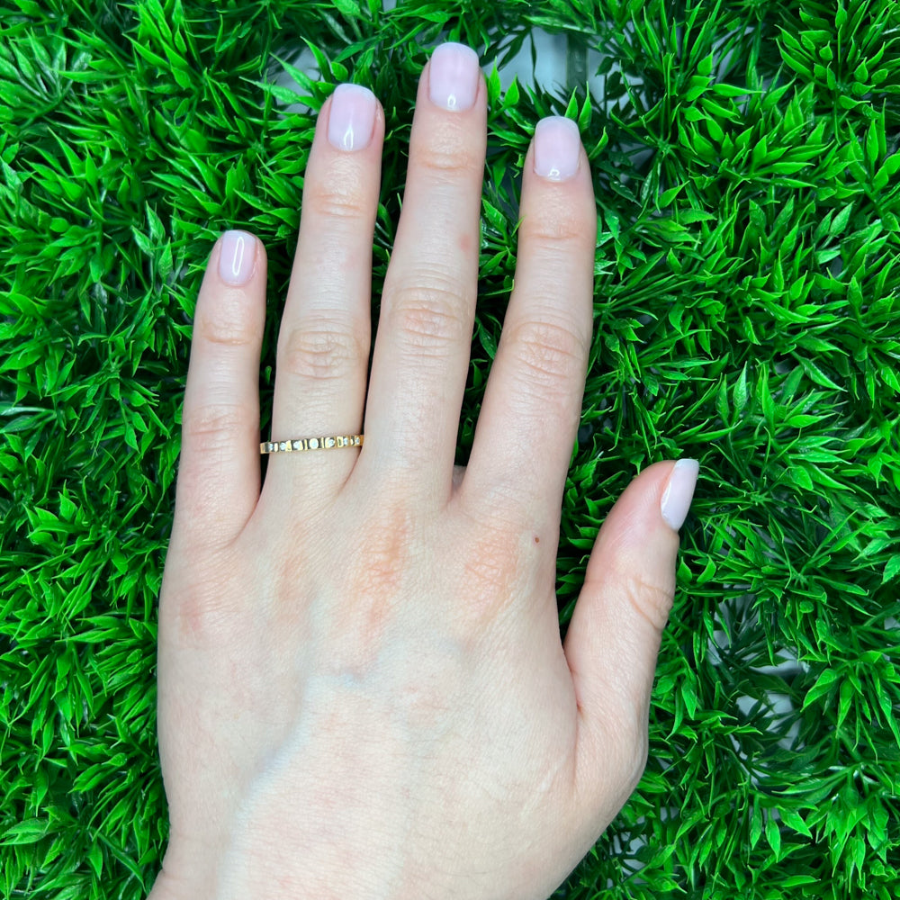 DFJ 18 Karat Yellow Gold Flush Set Diamond Band, 0.14tw