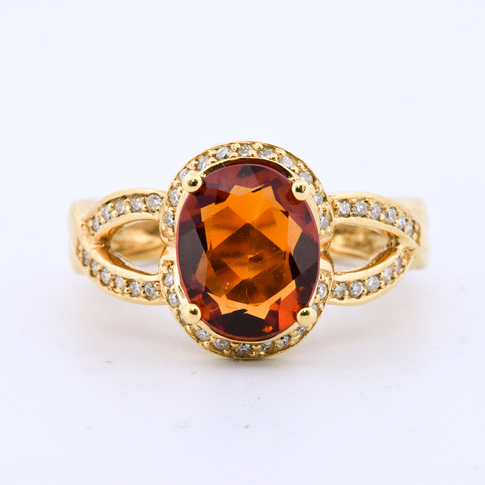 DFJ 18 Karat Yellow Gold Oval Cut Citrine &amp; Diamond Ring