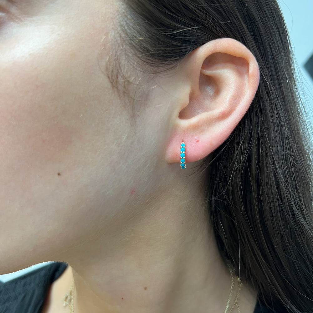 DFJ 14 Karat Rosé Gold Round Brilliant Turquoises Huggies Earrings