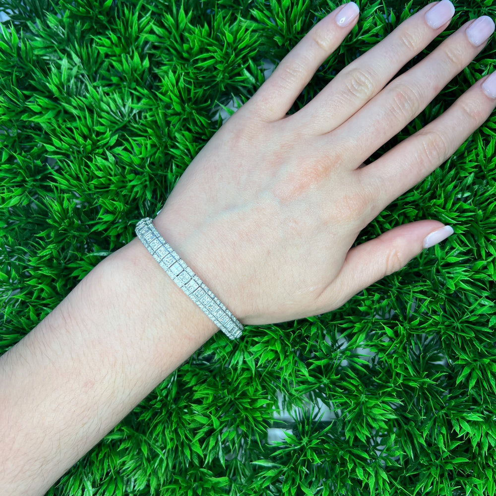 DFJ 18 Karat White Gold Diamond Vintage Inspired Bracelet 4.64TWT