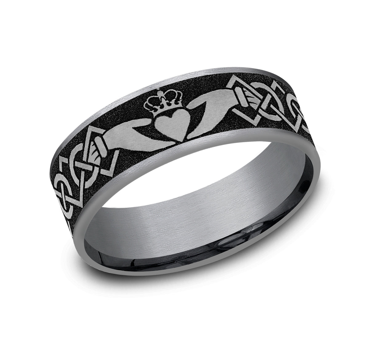 the-claddagh