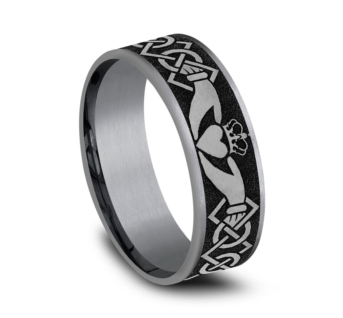 the-claddagh